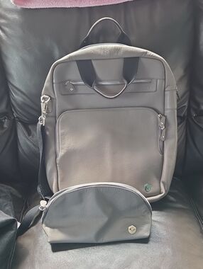Poppy Barley Backpack And Cosmetic Case Duo